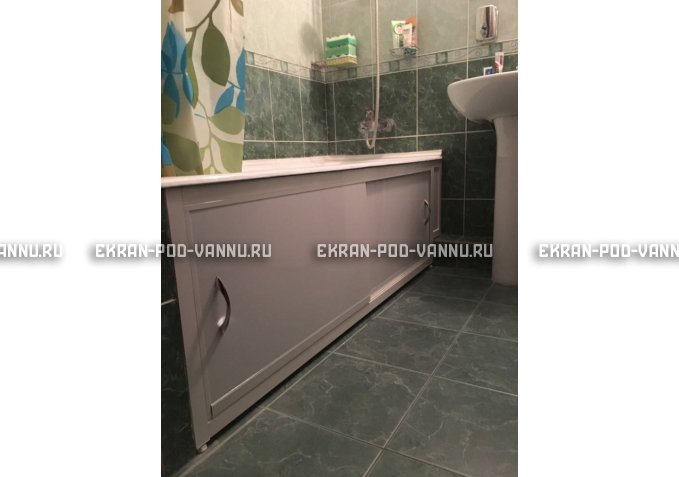 Экран  EUROPLEX Роликс белый с вставкой – купить по цене 10400 руб. в интернет-магазине в городе Санкт-Петербург картинка 2